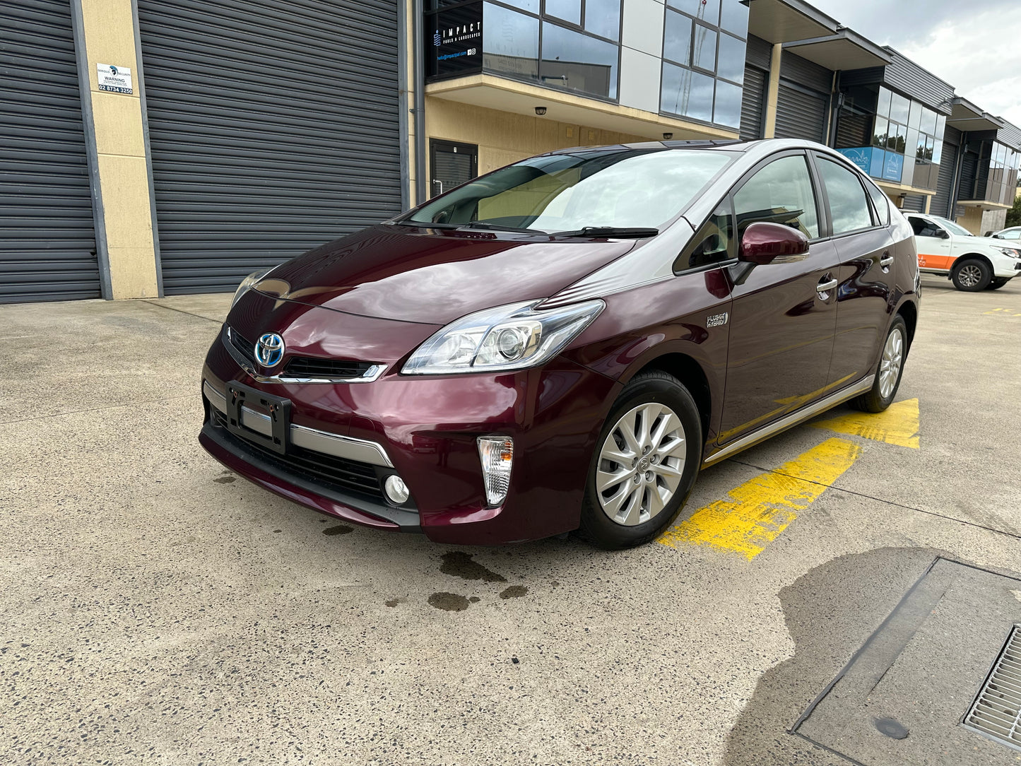 2014 Toyota Prius Plug in Hybrid (PHV) - G Edition