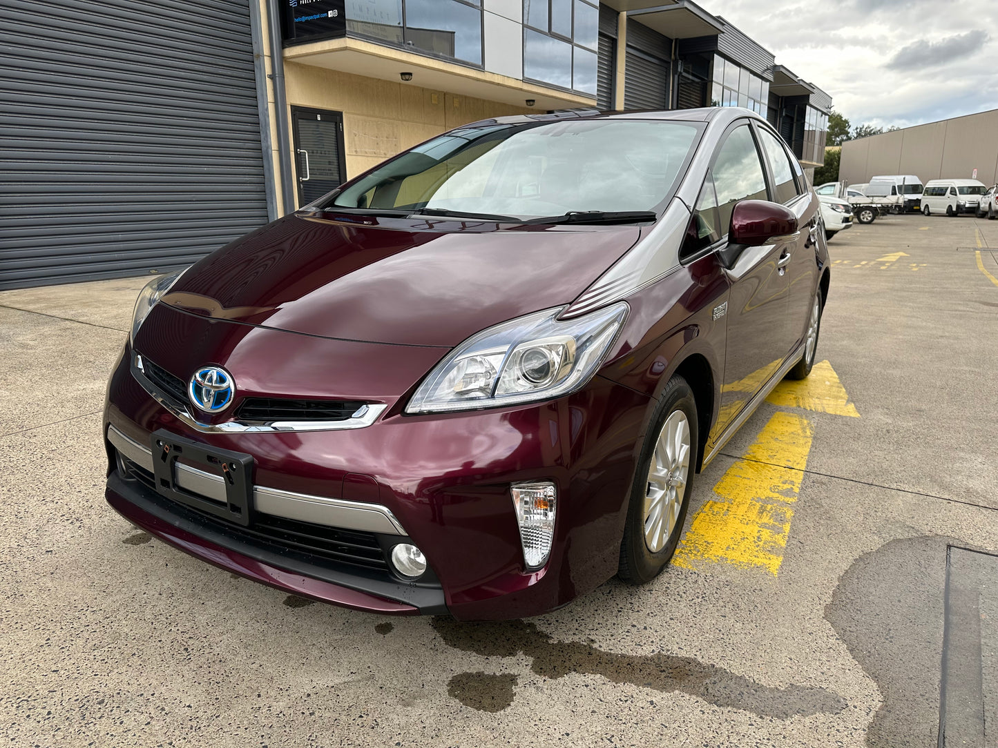 2014 Toyota Prius Plug in Hybrid (PHV) - G Edition