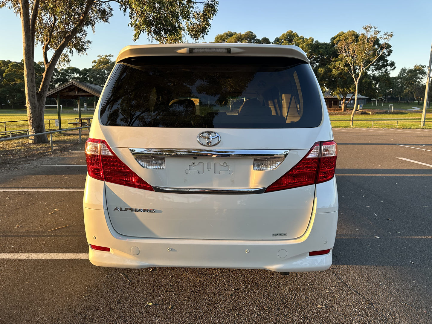 2009 Toyota Alphard 240S