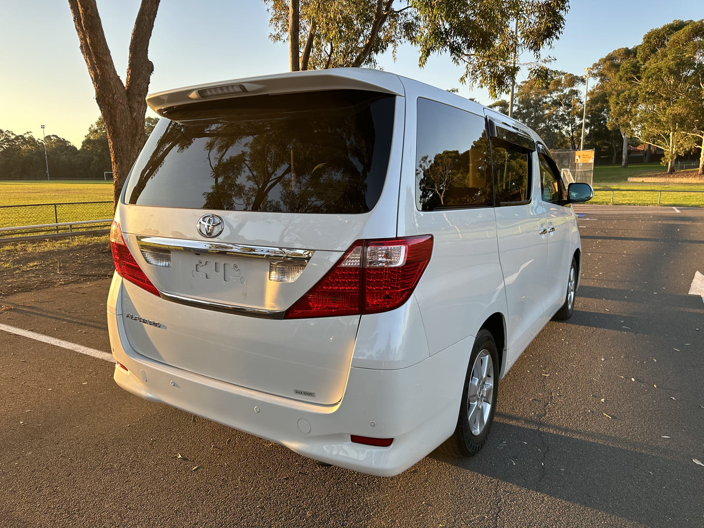 2009 Toyota Alphard 240S