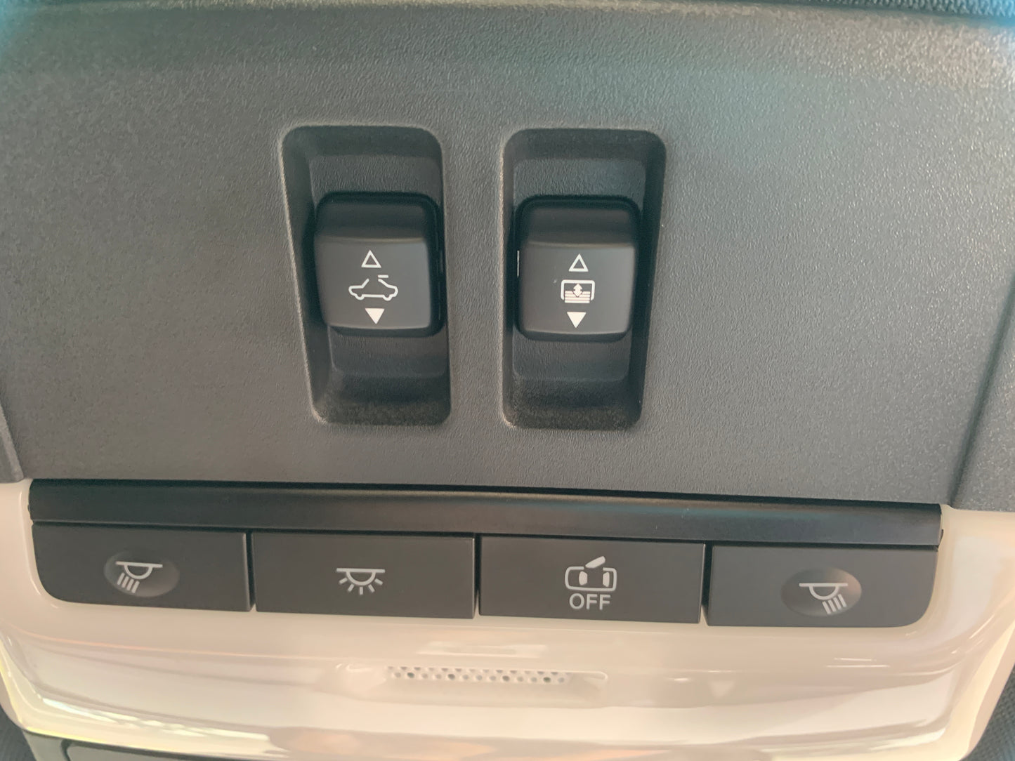 2023 Mitsubishi Outlander Exceed Plug in Hybrid (PHEV)