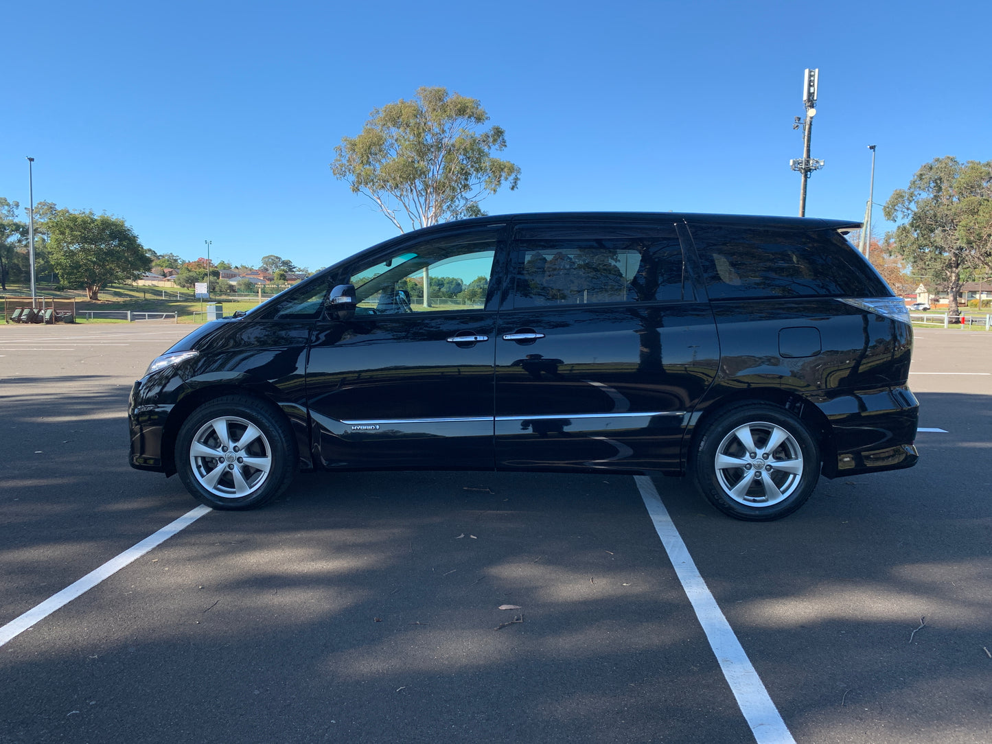 Toyota Estima HV G Edition