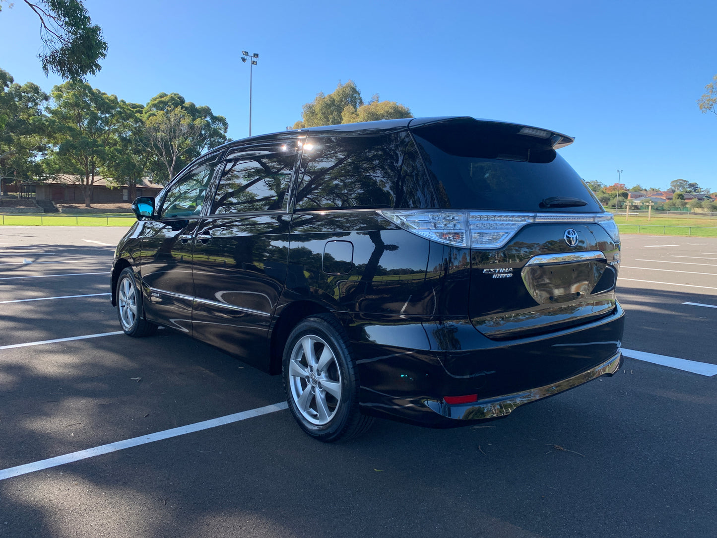 Toyota Estima HV G Edition