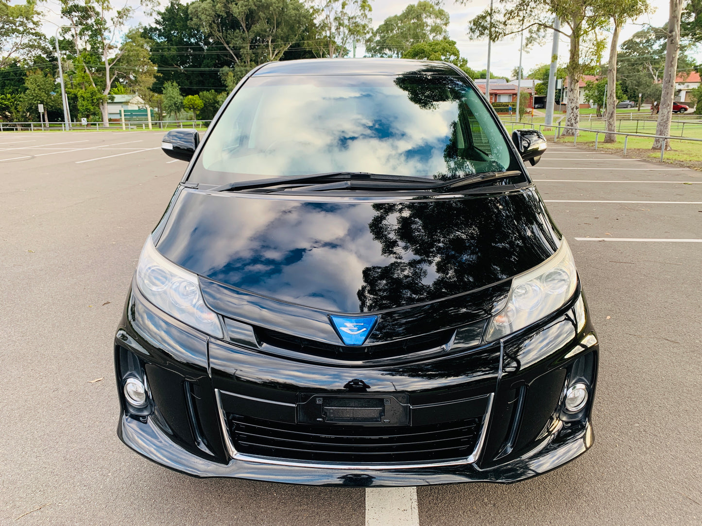 2013 Toyota Estima Aeras Hybrid Premium