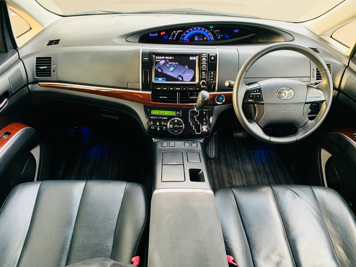 2013 Toyota Estima Aeras Hybrid Premium