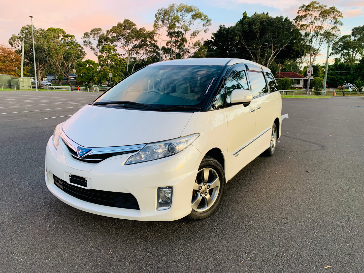 2009 Toyota Estima Hybrid E-Four