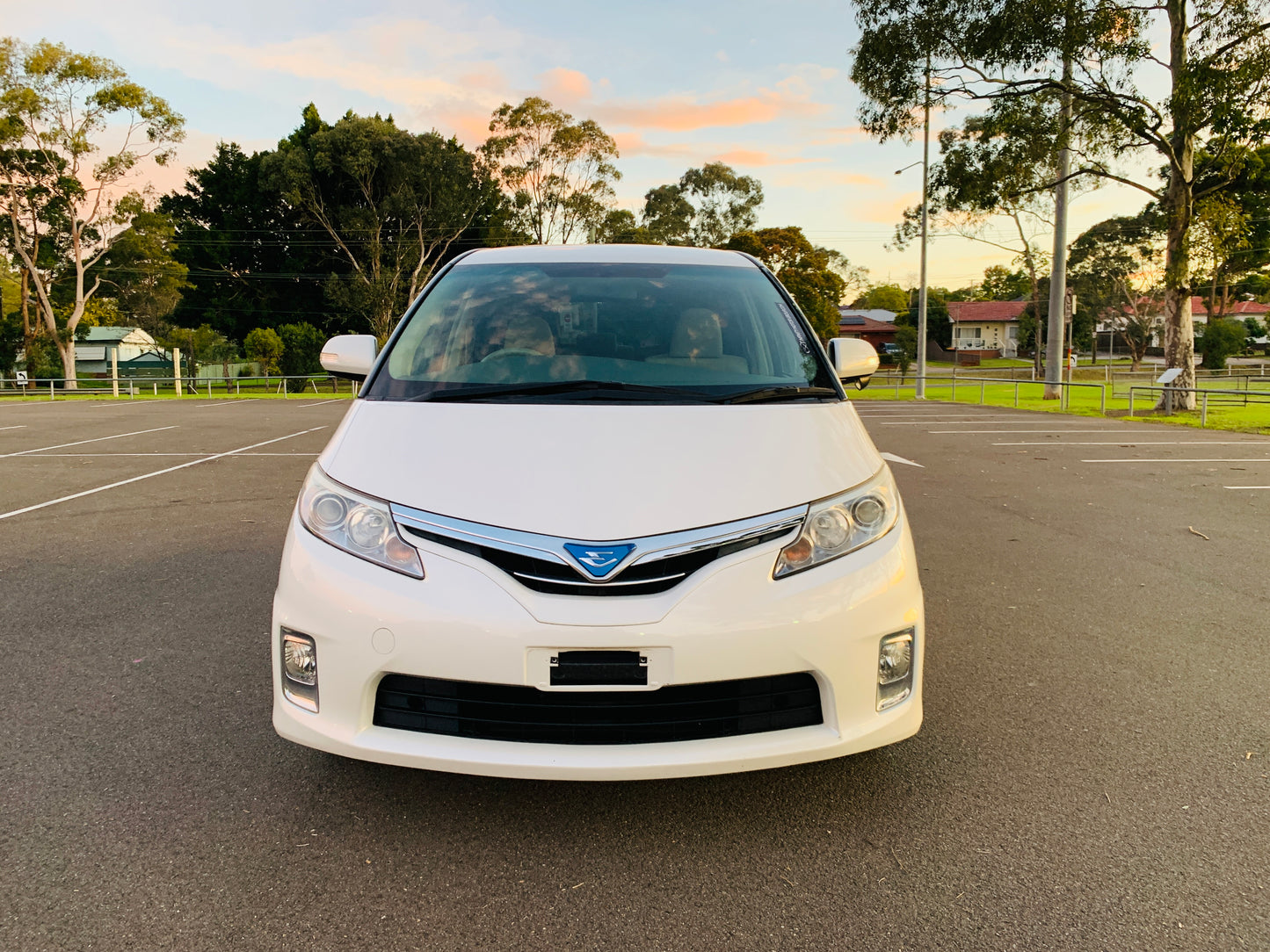 2009 Toyota Estima Hybrid E-Four