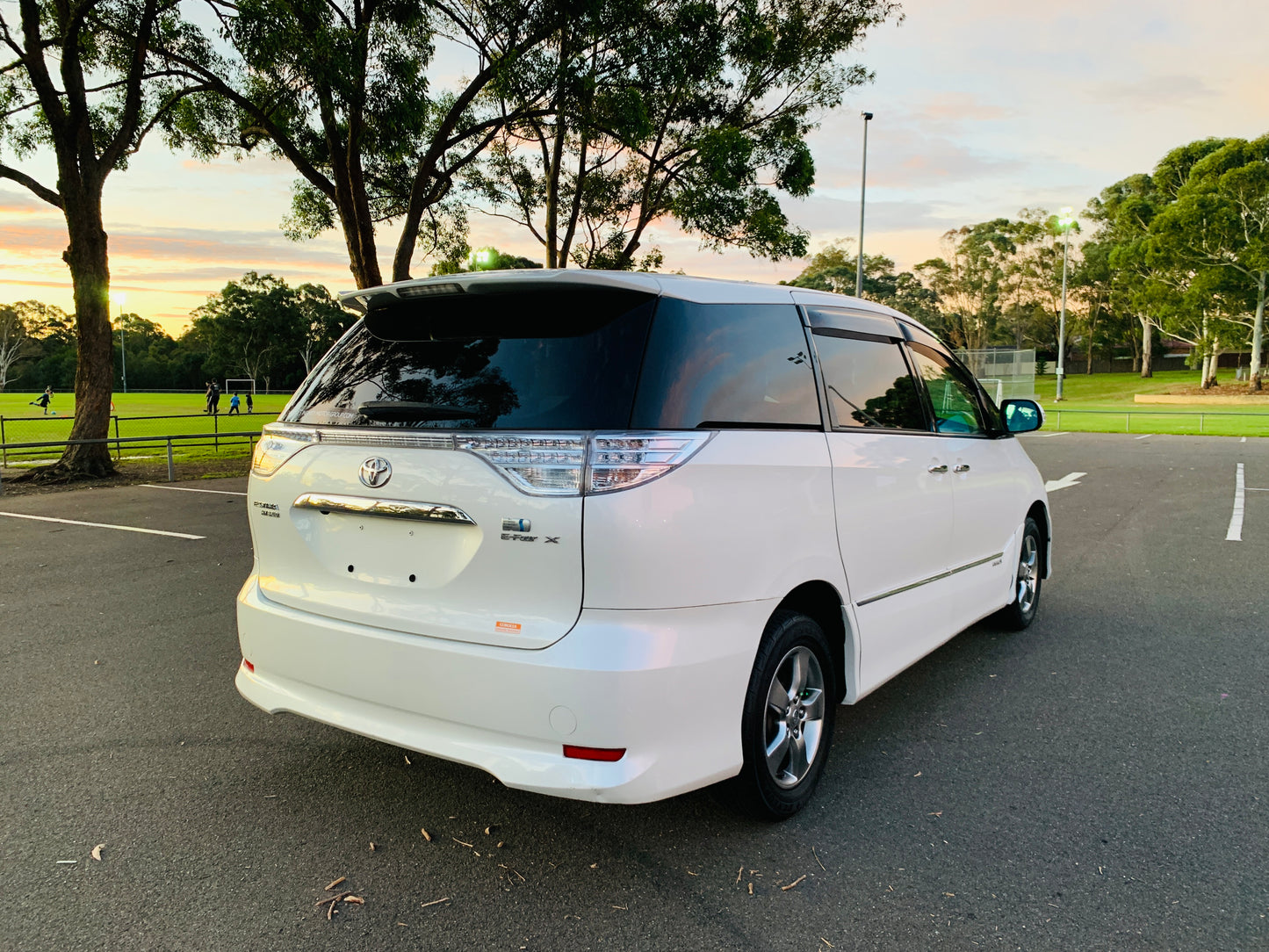 2009 Toyota Estima Hybrid E-Four