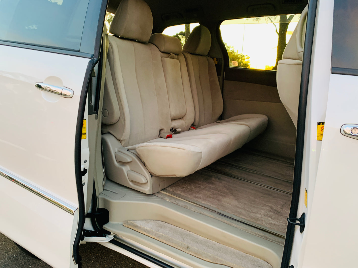 2009 Toyota Estima Hybrid E-Four