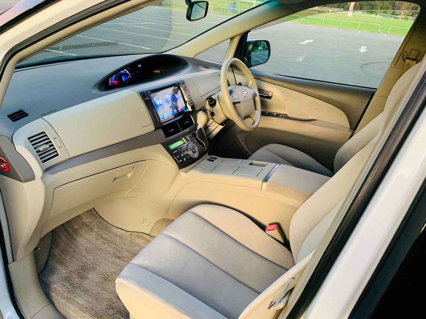 2009 Toyota Estima Hybrid E-Four