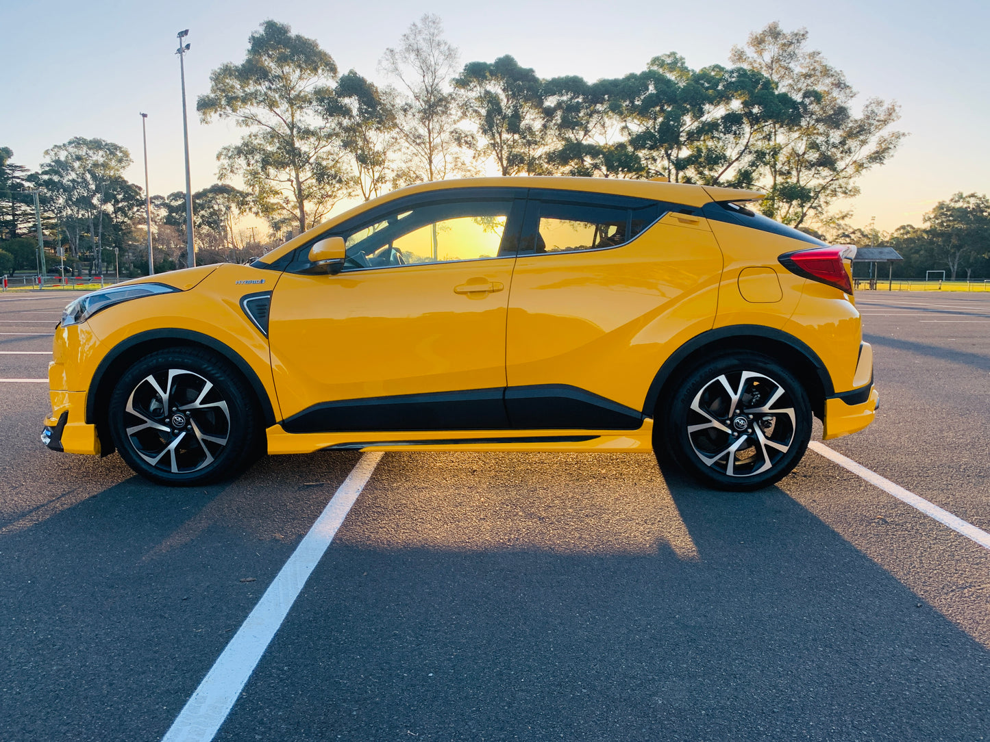 Toyota C-HR HV (Modellista Japan Version)