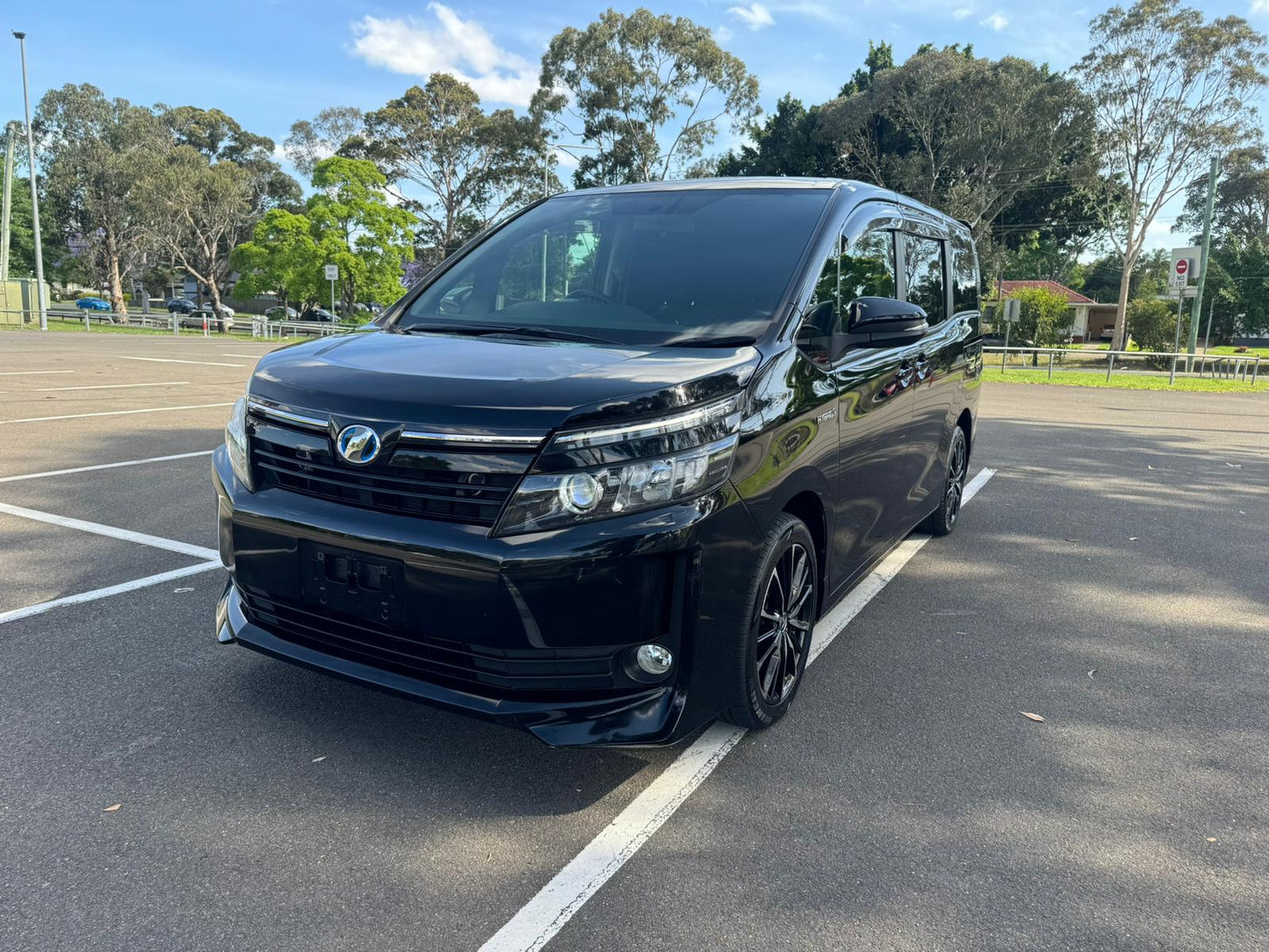 2014 Toyota Voxy Hybrid