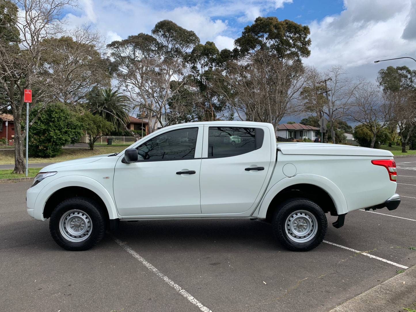 Mitsubishi Triton GLX Double Cab 4X4 MY18