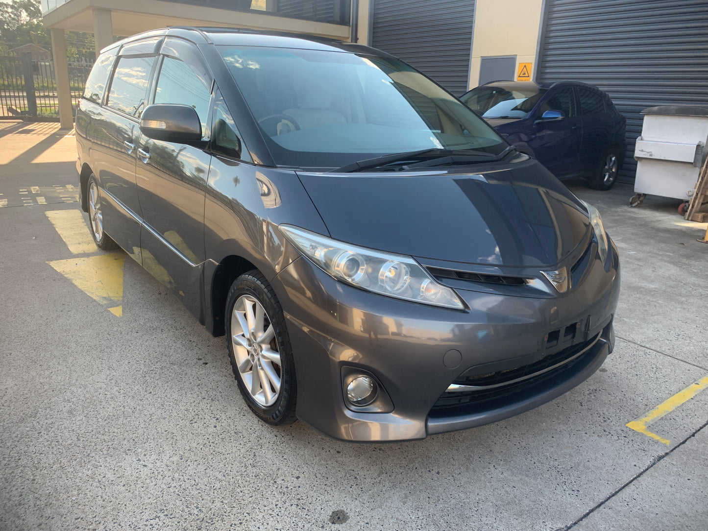 2009 Toyota Estima Aeras ( Low Mileage)