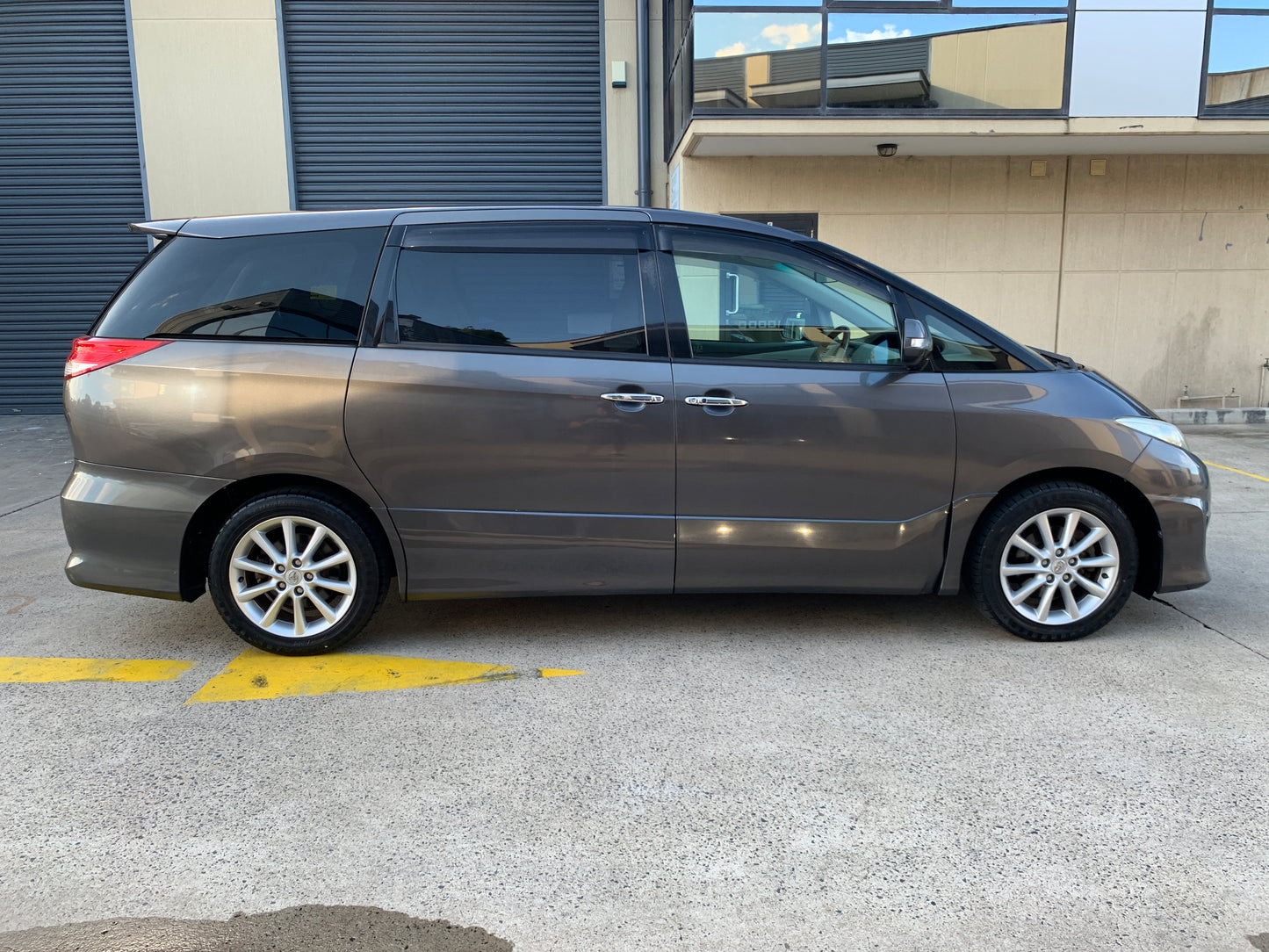 2009 Toyota Estima Aeras ( Low Mileage)